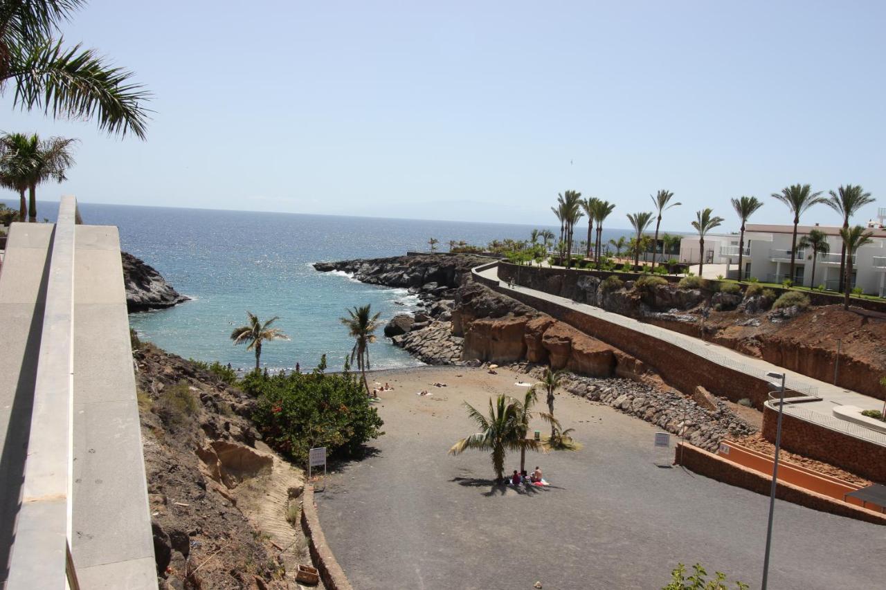 Everything You Need. All Right Here. Lägenhet Costa Adeje  Exteriör bild