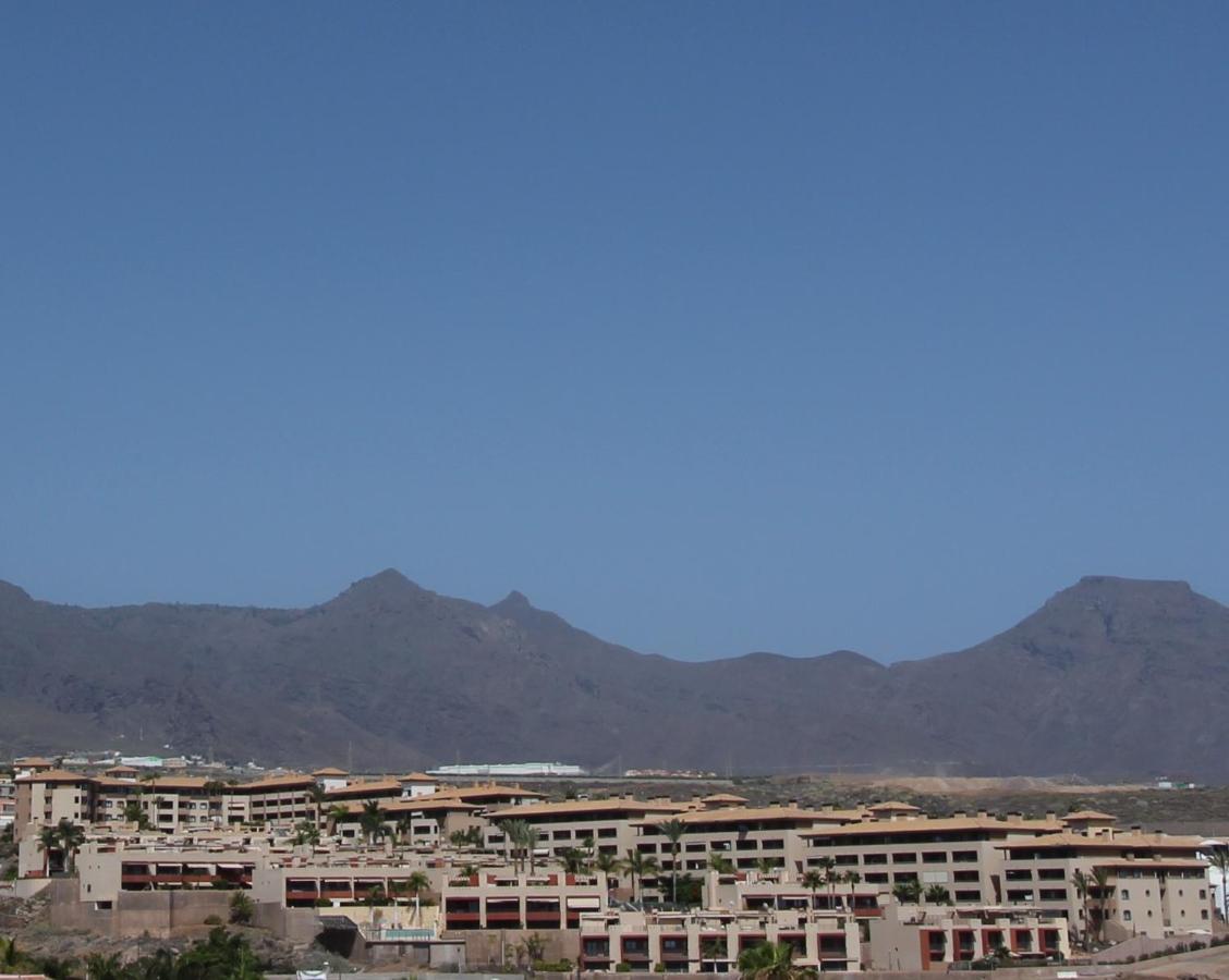 Everything You Need. All Right Here. Lägenhet Costa Adeje  Exteriör bild