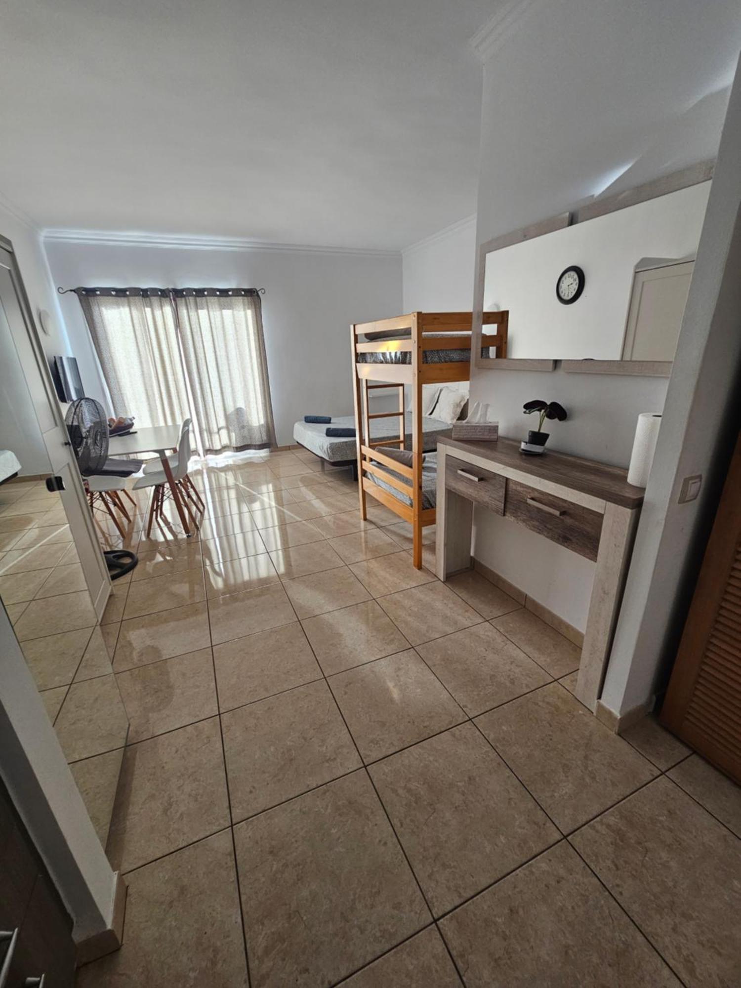 Everything You Need. All Right Here. Lägenhet Costa Adeje  Exteriör bild